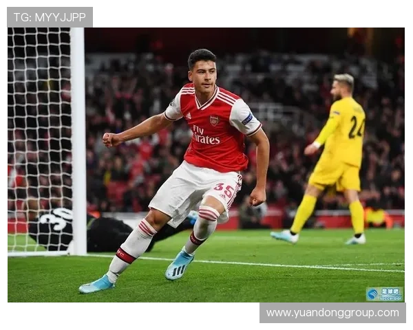 莱奥与马丁内利:冲击型边锋的战术路径对比分析 莱奥与马丁内利:冲击型边锋的战术路径对比分析